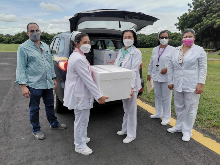 Los Santos recibe vacunas para inmunizar la provincia